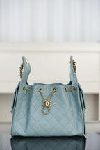Soft Quilted Shoulder Bag 25